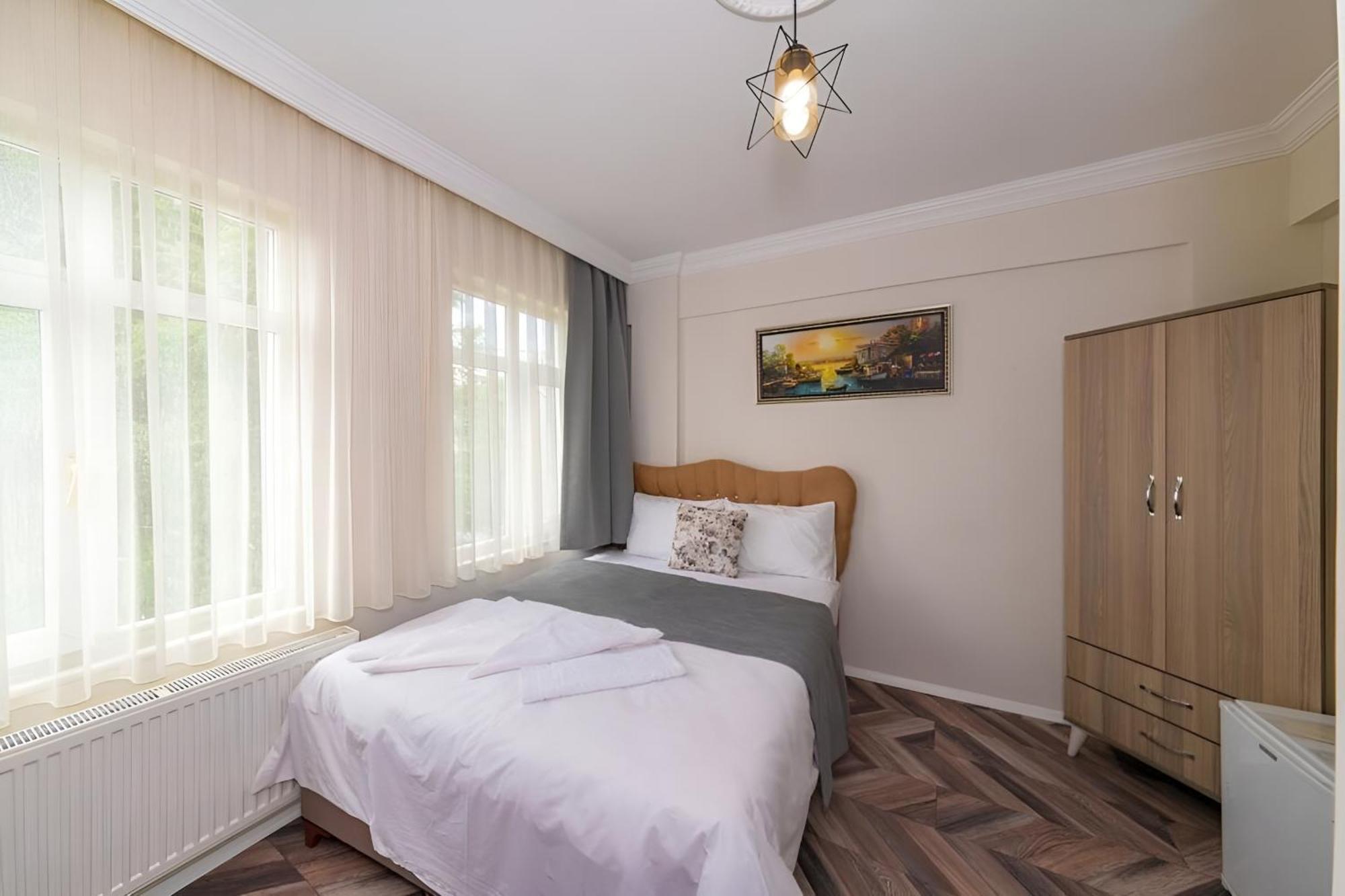 Grand Romanos Hotel Istanbul Bagian luar foto
