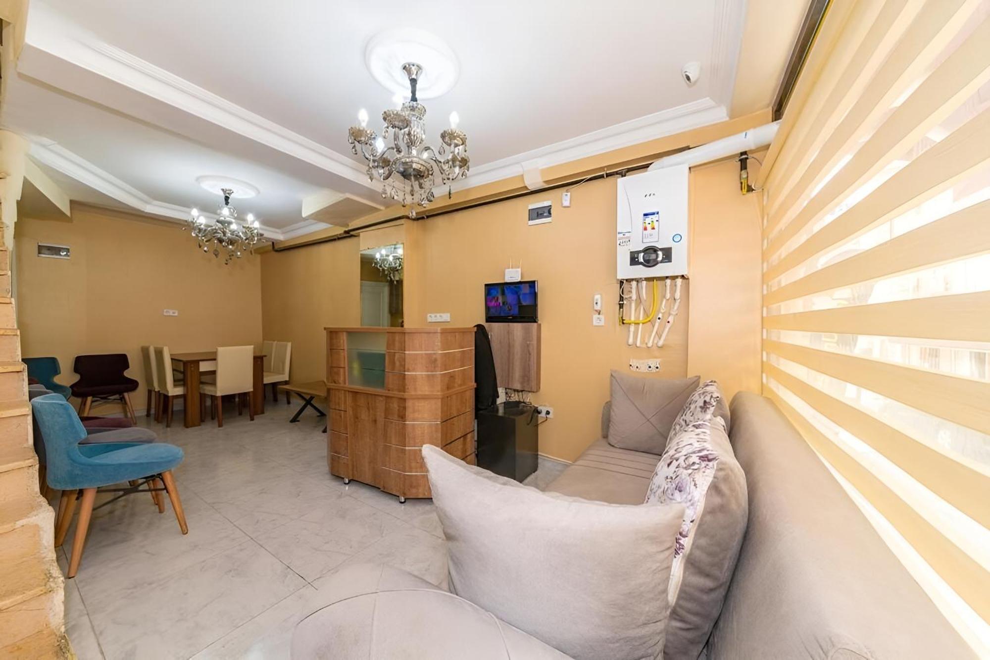 Grand Romanos Hotel Istanbul Bagian luar foto