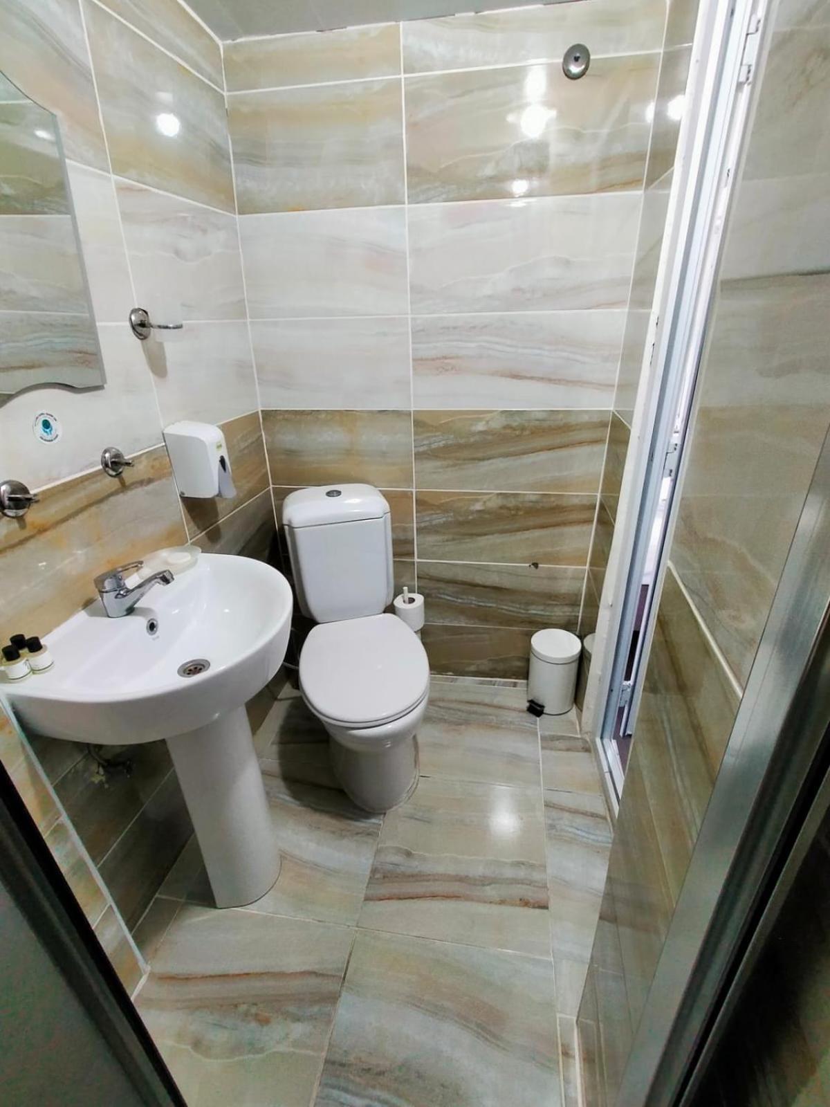 Grand Romanos Hotel Istanbul Bagian luar foto