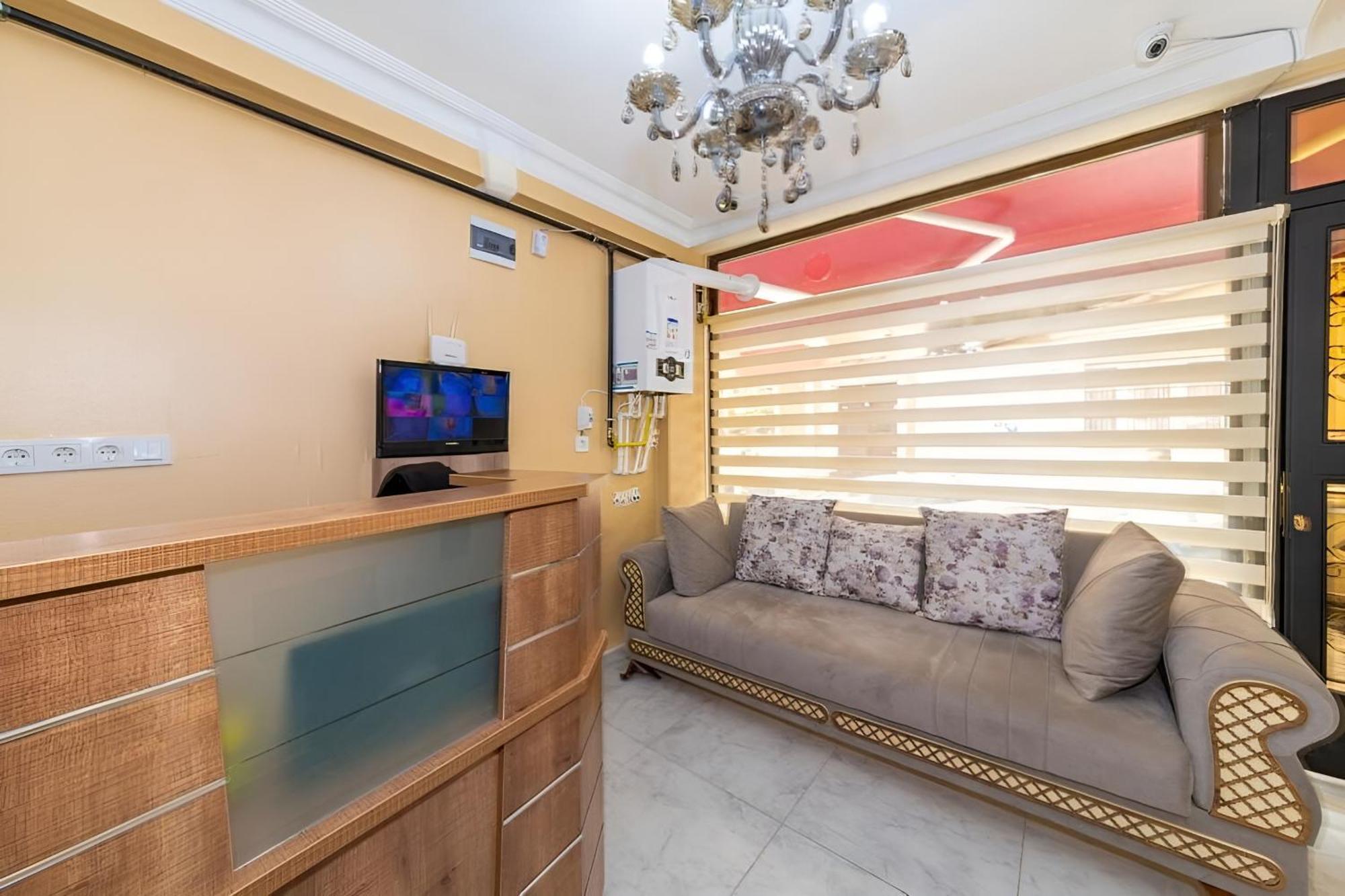 Grand Romanos Hotel Istanbul Bagian luar foto