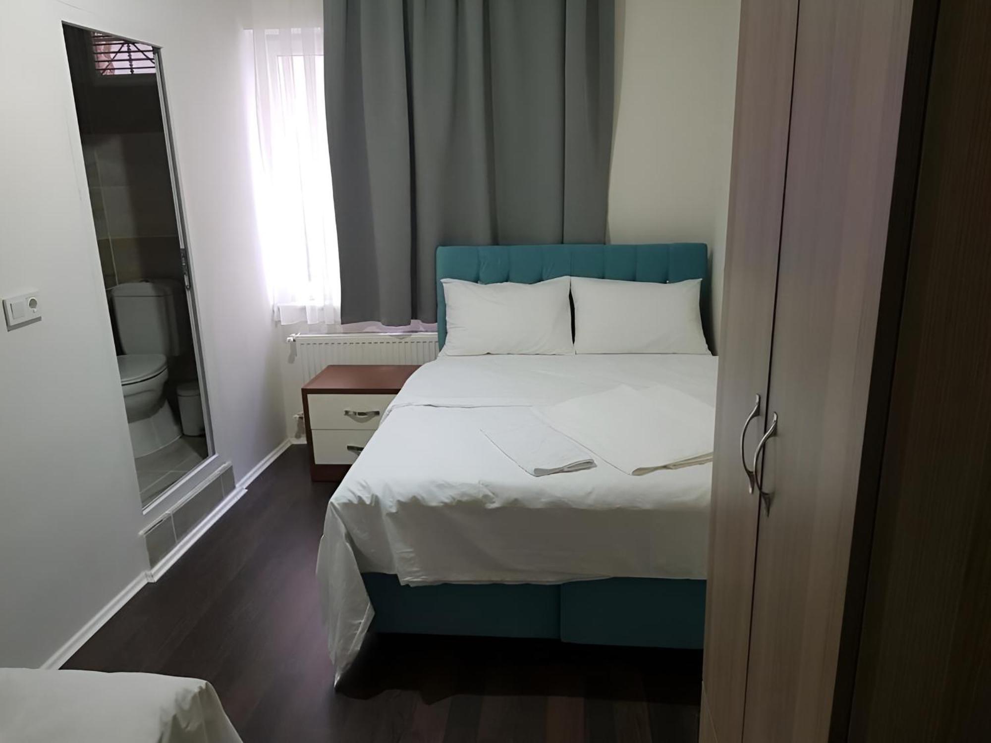 Grand Romanos Hotel Istanbul Bagian luar foto