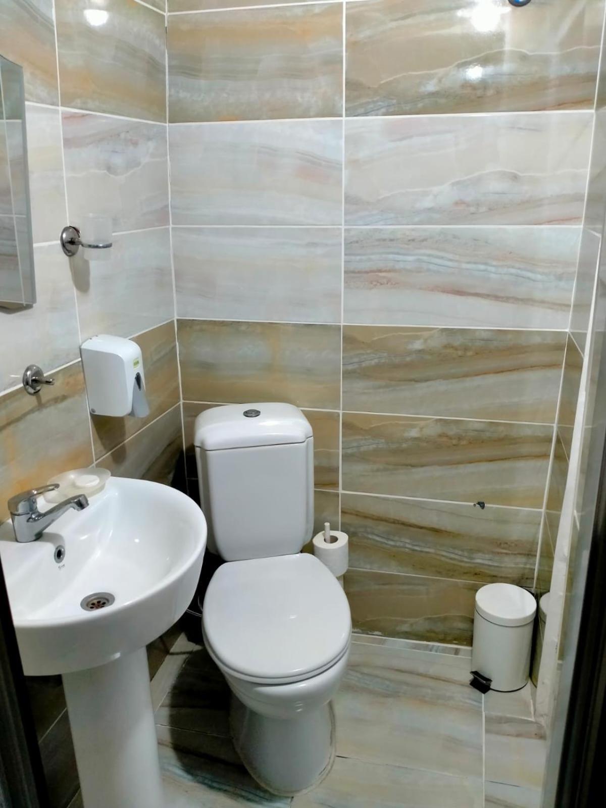 Grand Romanos Hotel Istanbul Bagian luar foto